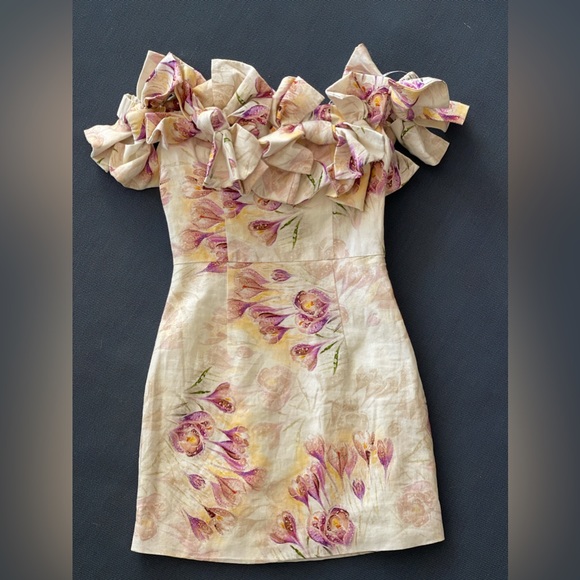 Elliatt Kyrstle Mini Dress in Multi, X- Small, NWOT - Picture 3 of 8